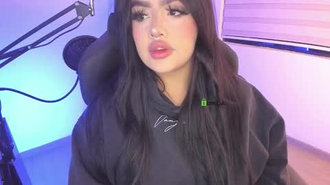 Ari online show from October 1, 1:05 am