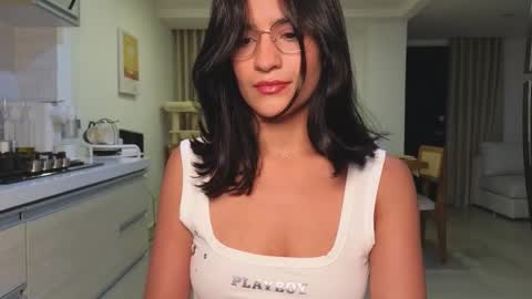 Kat online show from March 8, 10:25 pm