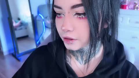 Snapshot of i_died_again chatting on October 2, 9:41 am Asya online show from October 2, 9:41 am