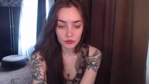 Snapshot of i_love_icecream chatting on October 3, 10:34 am elisabeth online show from October 3, 10:34 am