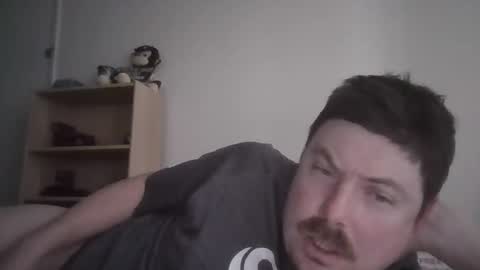 iaguy0587 online show from April 21, 3:30 pm