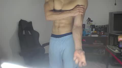 iam_yourbabyprincess_xd online show from February 11, 5:33 am