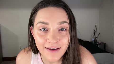 Crystal online show from February 9, 4:43 pm