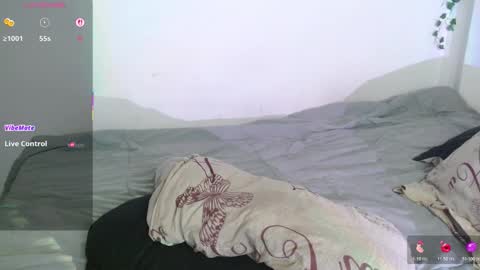 iamdani01 online show from February 3, 6:22 am