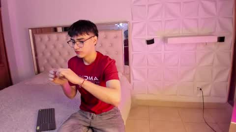 iamjuanjoc online show from February 4, 3:10 am