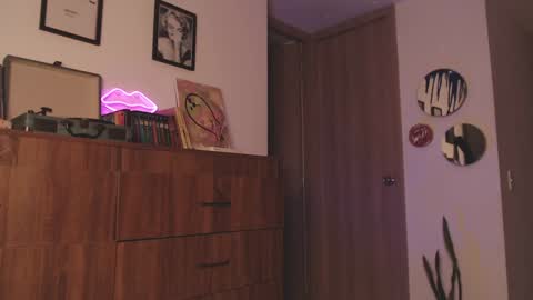 Julieta online show from January 13, 1:02 am