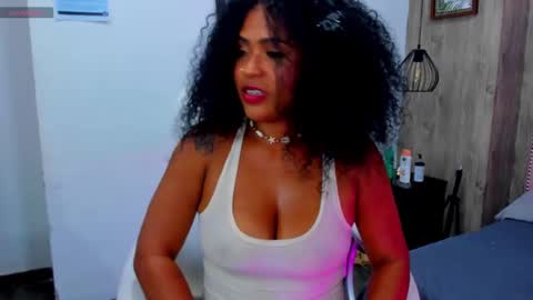 iamsheiila online show from October 20, 9:20 pm
