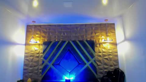 IAN CASTILLO online show from March 20, 11:26 am