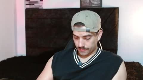 Ian Davis online show from March 26, 2:28 am