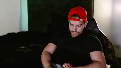 Ian Davis online show from March 28, 7:04 pm