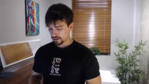 Snapshot of ian_davis chatting on September 13, 12:07 pm Ian Davis online show from September 13, 12:07 pm