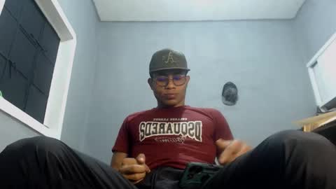 ian_tuner online show from January 1, 10:35 pm