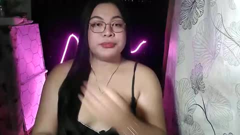 iana online show from April 21, 7:04 am