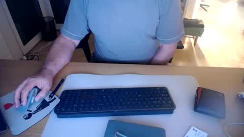 iandy12 online show from October 19, 9:41 pm