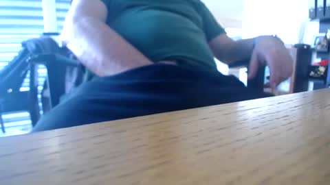 iandy12 online show from February 13, 9:56 am