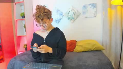 ian  online show from November 16, 2:24 am