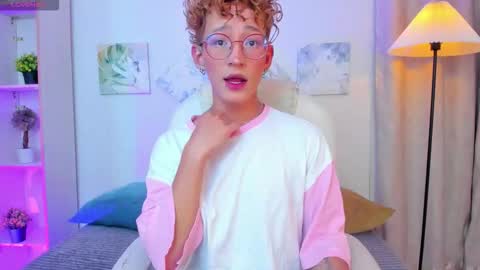 ian  online show from January 14, 3:25 am