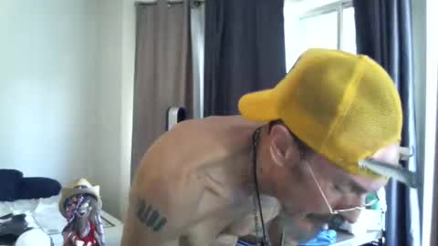 PMS online show from October 11, 4:32 pm