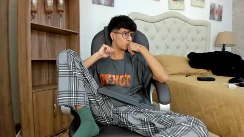 ibratxandy online show from May 21, 6:58 pm