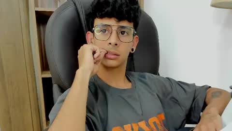 ibratxandy online show from June 12, 8:08 pm