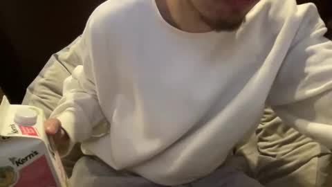 Ice Jr online show from February 18, 11:48 pm