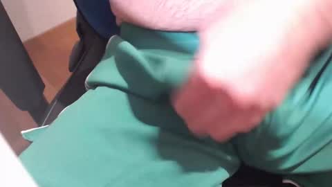 icky_thumps online show from November 6, 8:23 pm