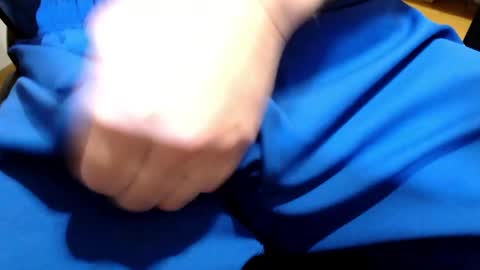 icky_thumps online show from May 31, 5:06 am