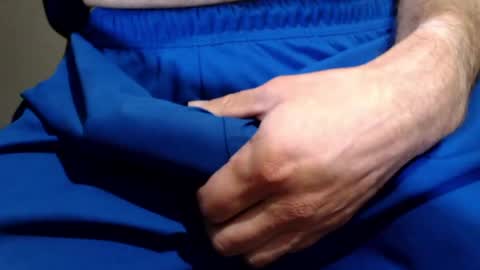 icky_thumps online show from May 1, 7:41 pm