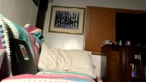 ickybratt online show from July 23, 7:17 am