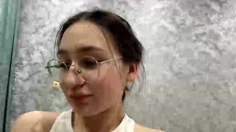 Sofi online show from November 18, 6:55 pm