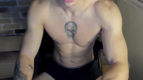 yo online show from October 11, 8:45 pm