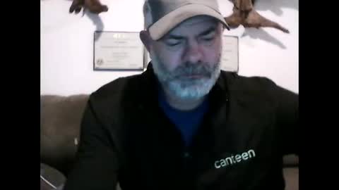 idkwhyidothis348732 online show from January 16, 11:58 am