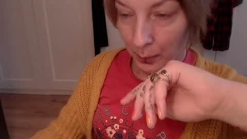 Ifk Donkeys online show from December 2, 11:08 am