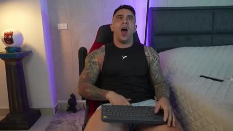 Snapshot of igor_scott chatting on October 16, 11:58 pm Igor scott online show from October 16, 11:58 pm