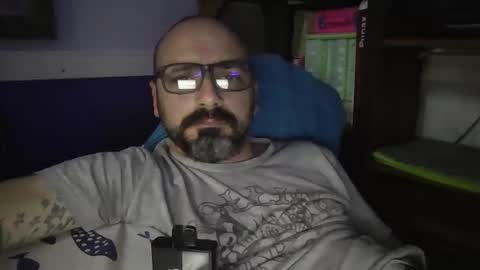 igorargen4 online show from November 7, 2:03 am