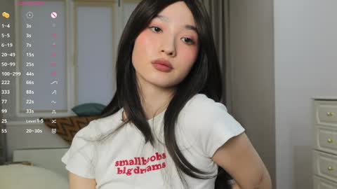 Im Miki online show from April 28, 4:33 pm