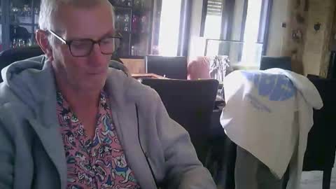 ikwiljeneuken123 online show from October 31, 11:21 am