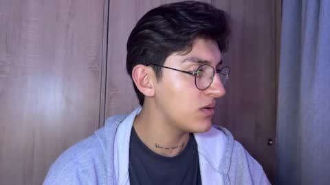 ikyan_nc online show from September 24, 2:40 am