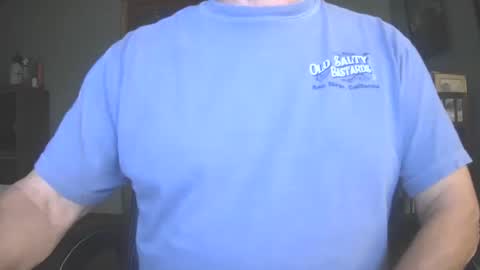 Snapshot of il_undercover chatting on October 18, 10:52 am il_undercover online show from October 18, 10:52 am