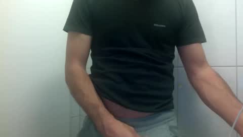 ilcaponero online show from April 22, 10:06 pm