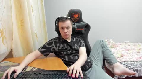 iliaskris online show from November 22, 8:13 am