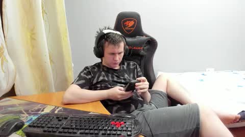 iliaskris online show from January 13, 2:08 am