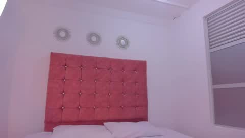 LILY online show from April 11, 11:47 am