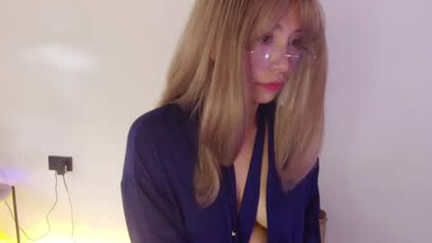 ILAYNA Independient model online show from July 10, 6:23 pm