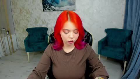 Roxy online show from April 8, 7:17 pm