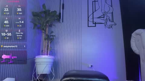 Snapshot of im_perla chatting on October 12, 3:43 am Perla online show from October 12, 3:43 am