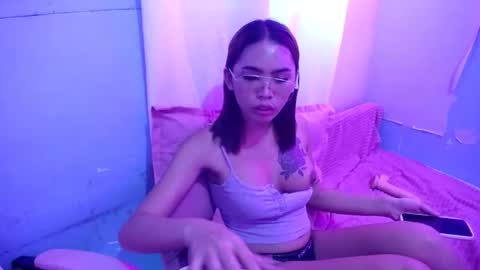 Ms. M online show from December 22, 4:08 am