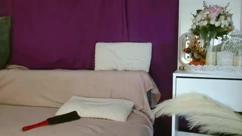 Carrie online show from November 4, 3:13 pm