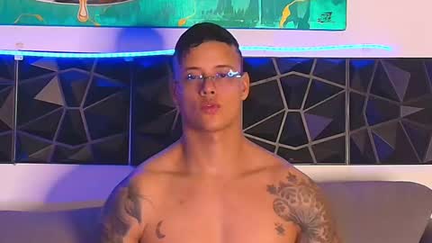 Snapshot of imconor chatting on February 10, 9:58 pm imconor online show from February 10, 9:58 pm