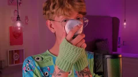 Damiano online show from October 6, 11:55 pm